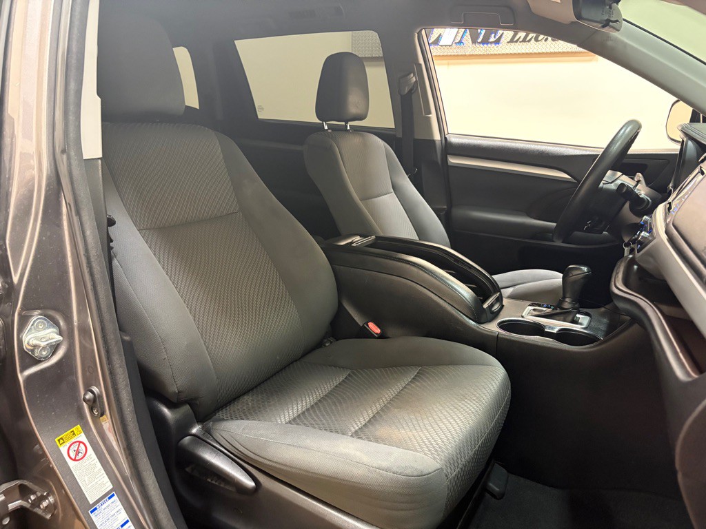 2018 Toyota Highlander Image 22