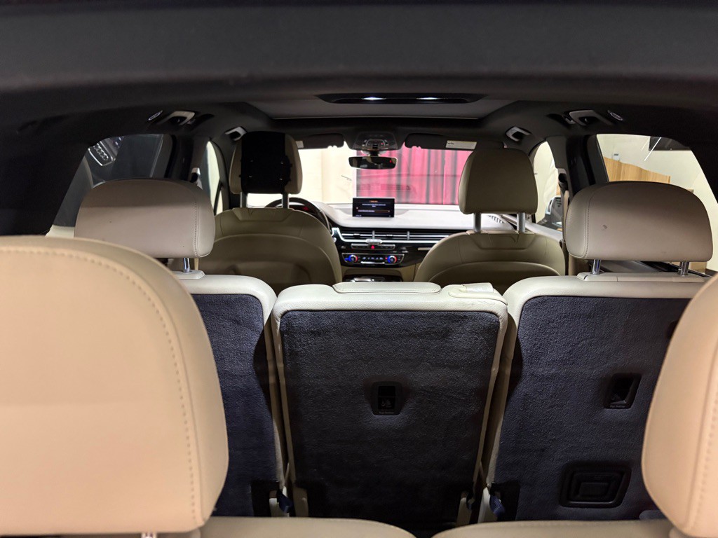 2018 Audi Q7 Image 42
