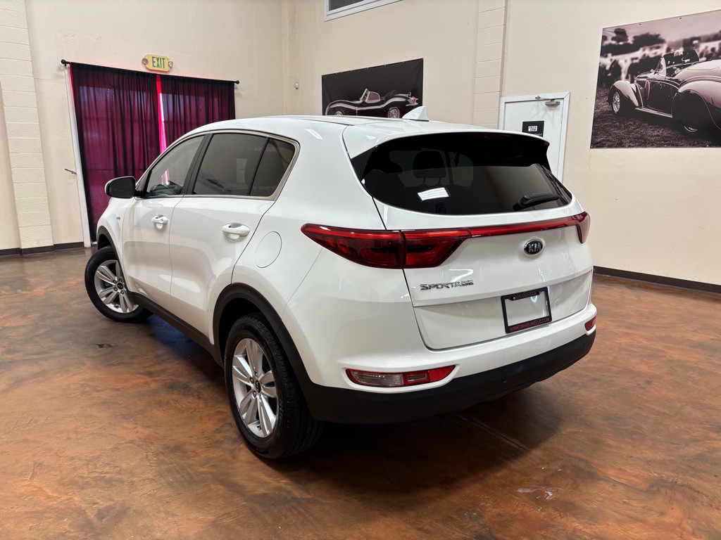2019 Kia Sportage Image 2