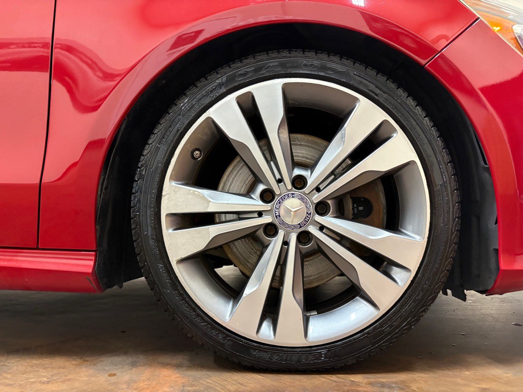 2015 Mercedes-Benz CLA-Class Image 12