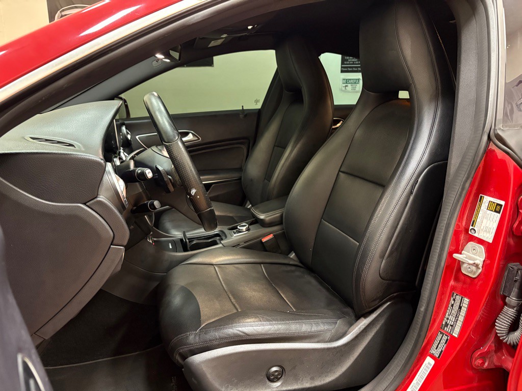 2015 Mercedes-Benz CLA-Class Image 23