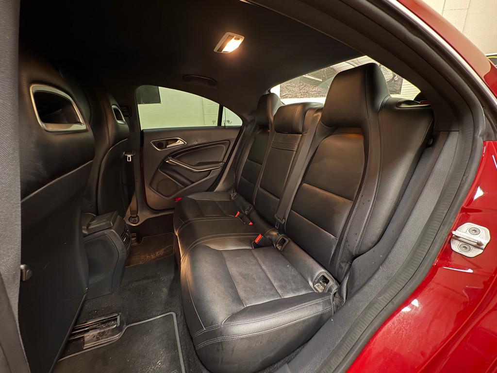 2015 Mercedes-Benz CLA-Class Image 25
