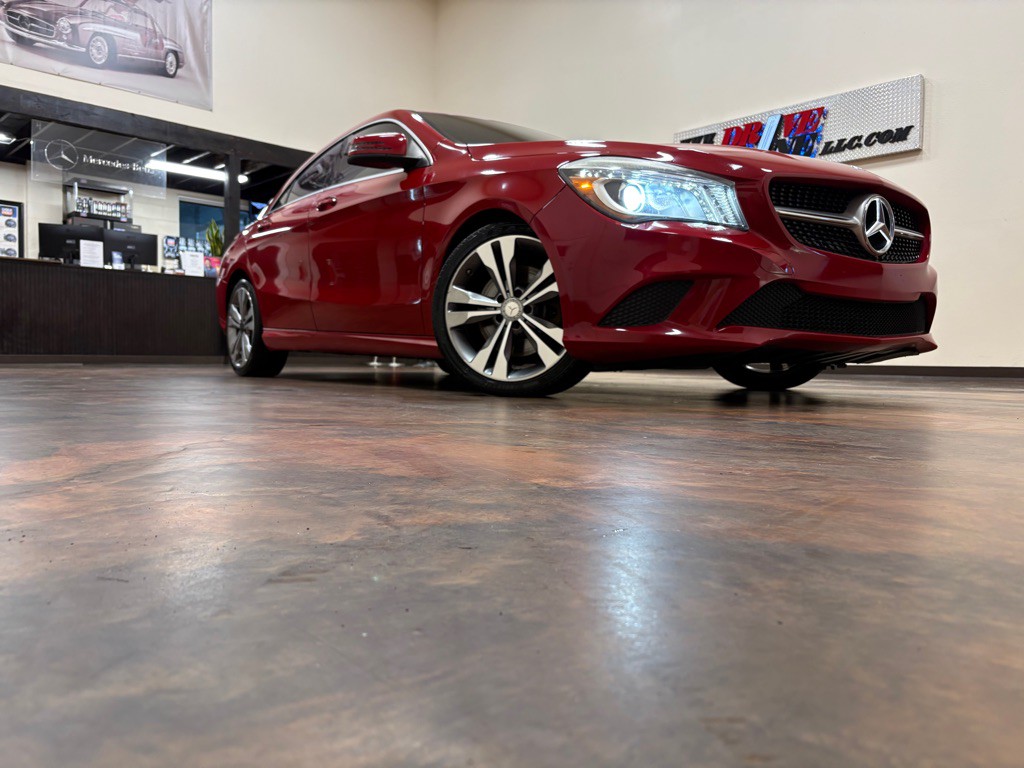 2015 Mercedes-Benz CLA-Class Image 32