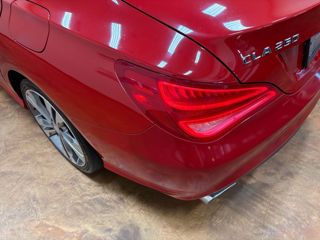 2015 Mercedes-Benz CLA-Class Image 40