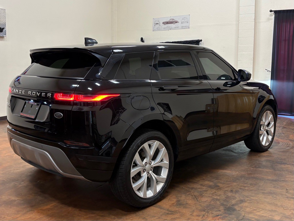 2020 Land Rover Range Rover Evoque Image 9