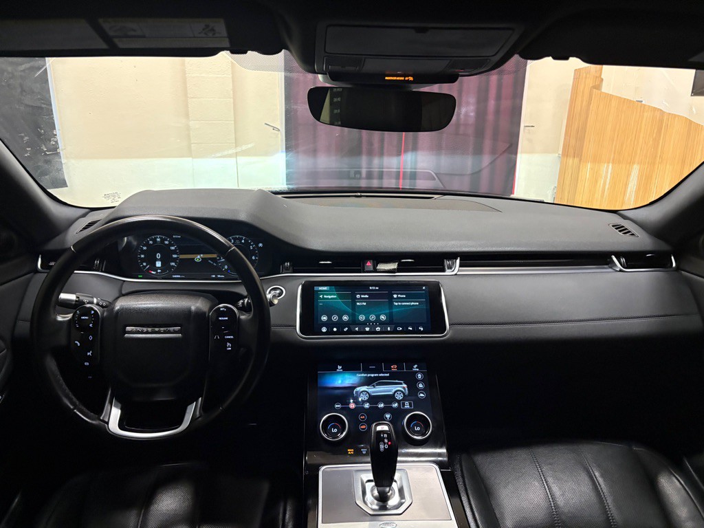 2020 Land Rover Range Rover Evoque Image 16