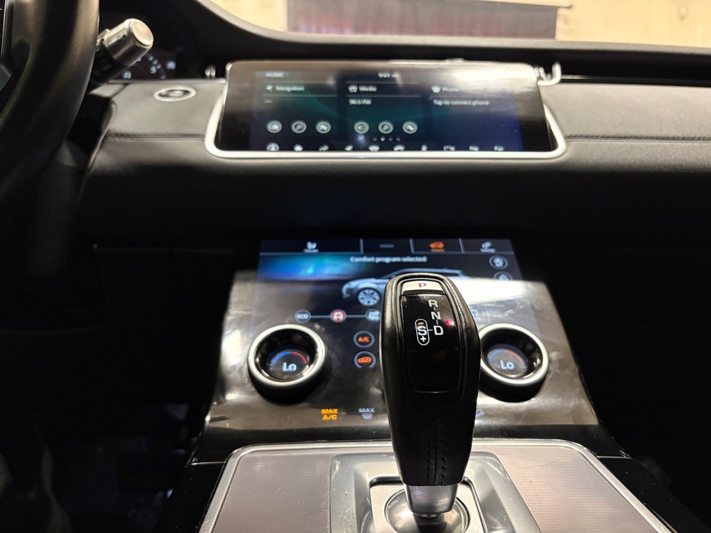 2020 Land Rover Range Rover Evoque Image 27