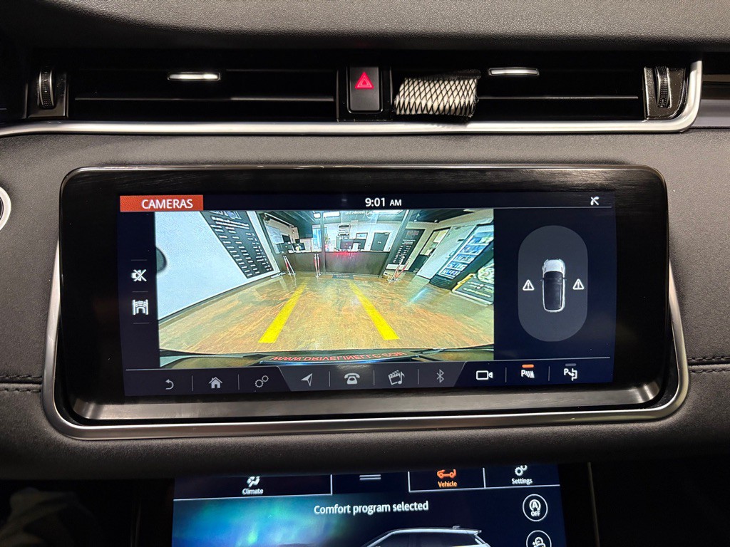 2020 Land Rover Range Rover Evoque Image 28