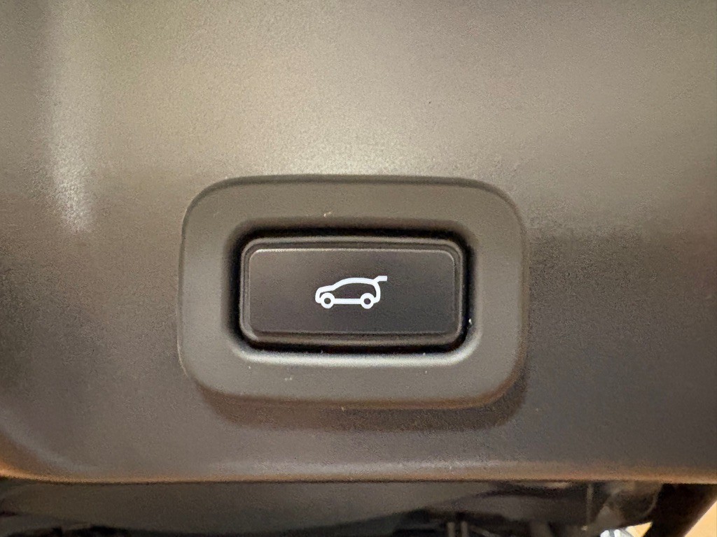 2020 Land Rover Range Rover Evoque Image 41