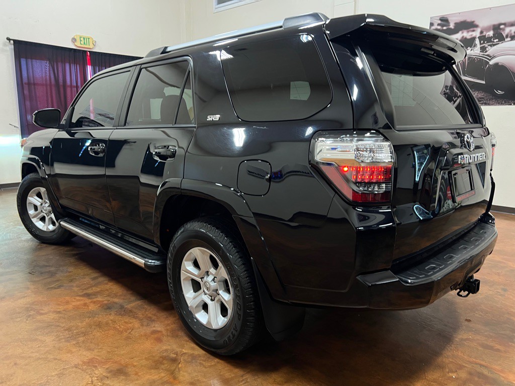 2024 Toyota 4Runner Image 2