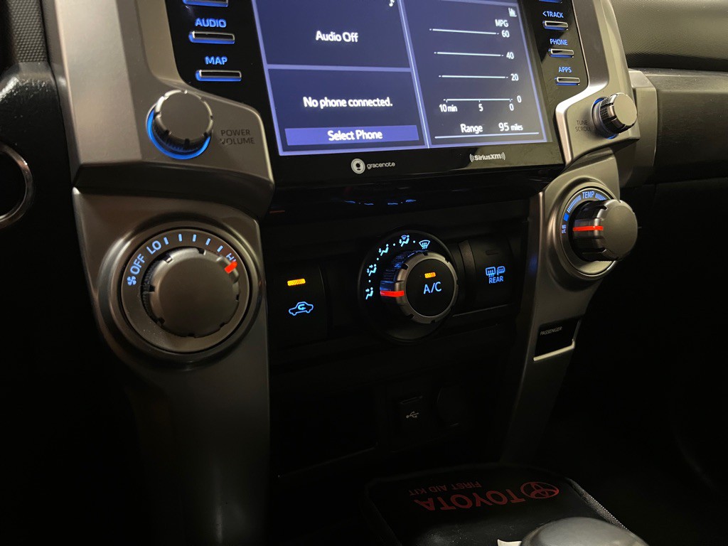 2024 Toyota 4Runner Image 36