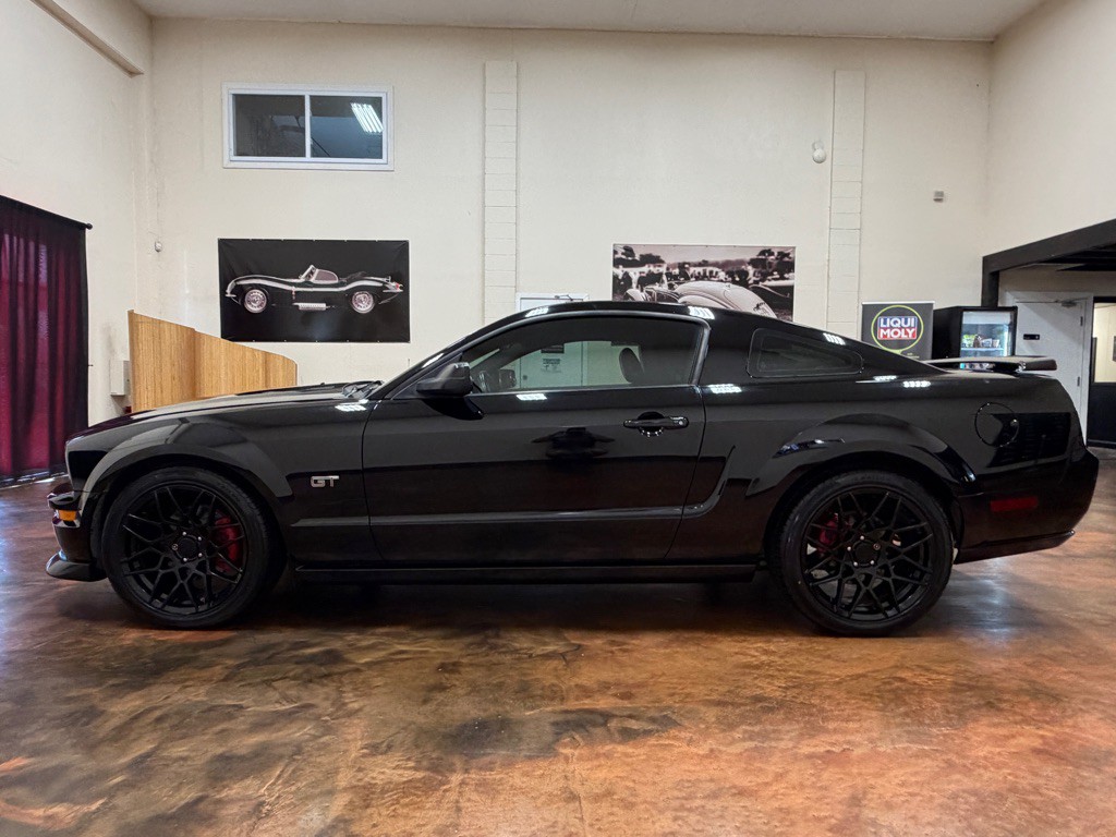 2006 Ford Mustang Image 6