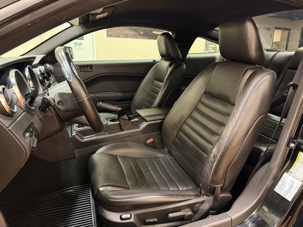 2006 Ford Mustang Image 15