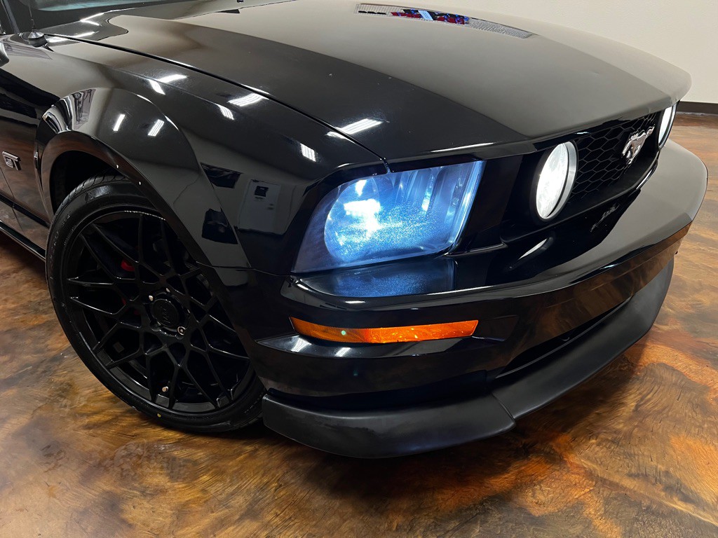 2006 Ford Mustang Image 44