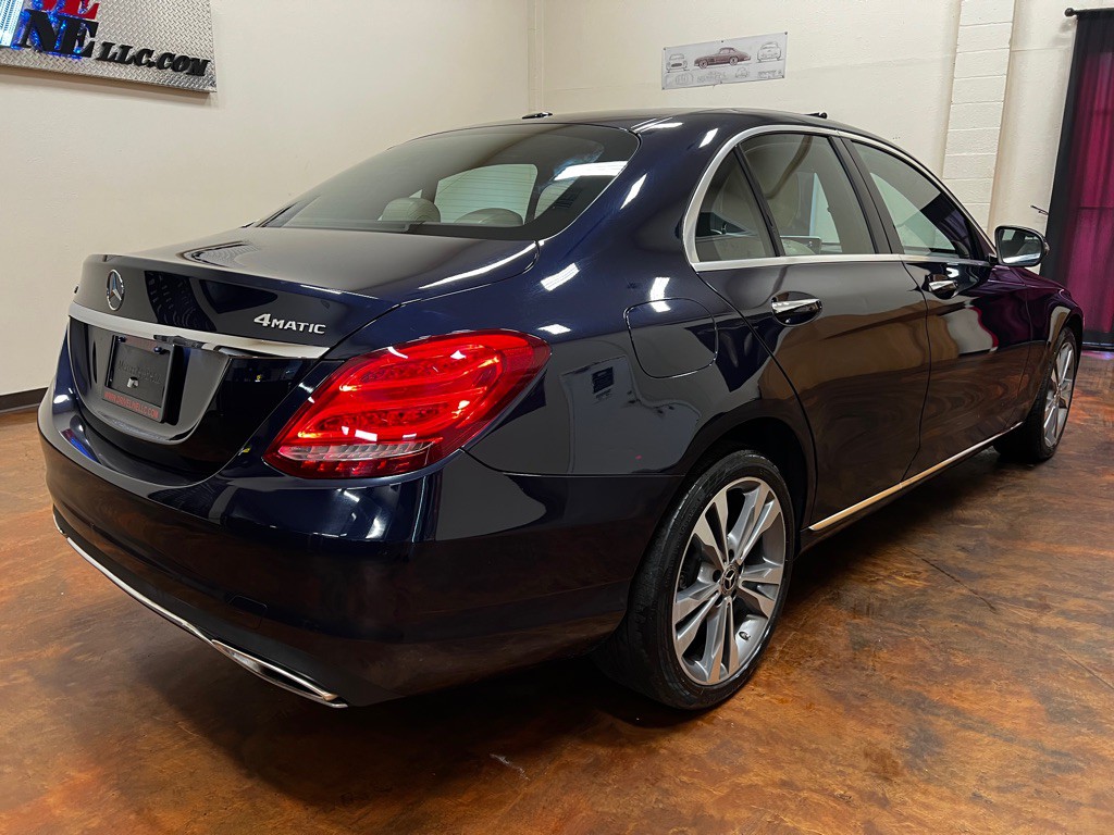 2018 Mercedes-Benz C-Class Image 9