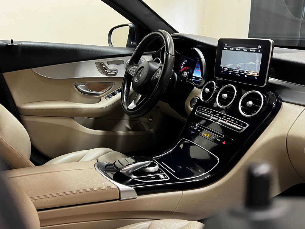 2018 Mercedes-Benz C-Class Image 13
