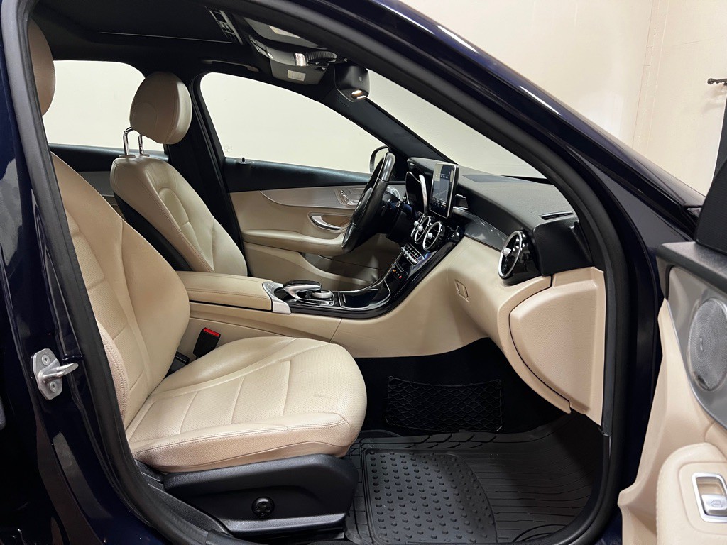 2018 Mercedes-Benz C-Class Image 21