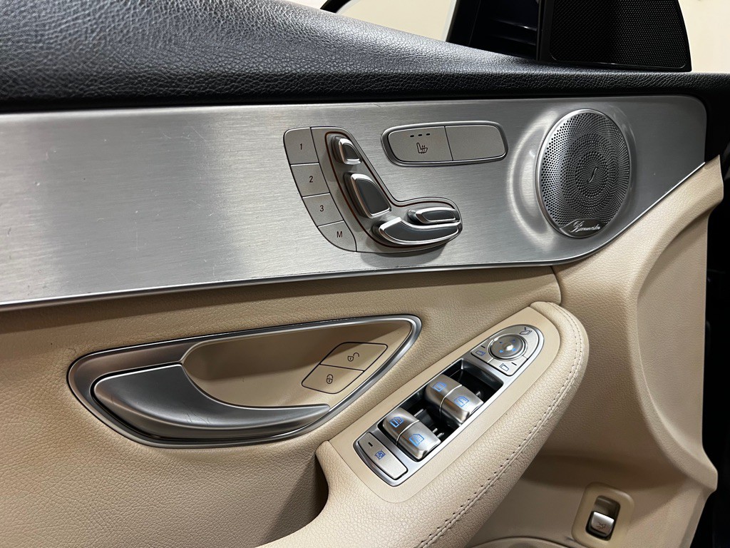 2018 Mercedes-Benz C-Class Image 27