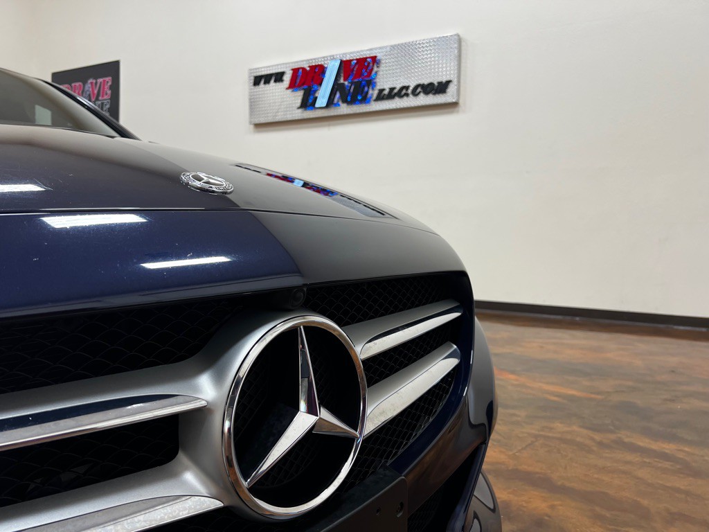 2018 Mercedes-Benz C-Class Image 44