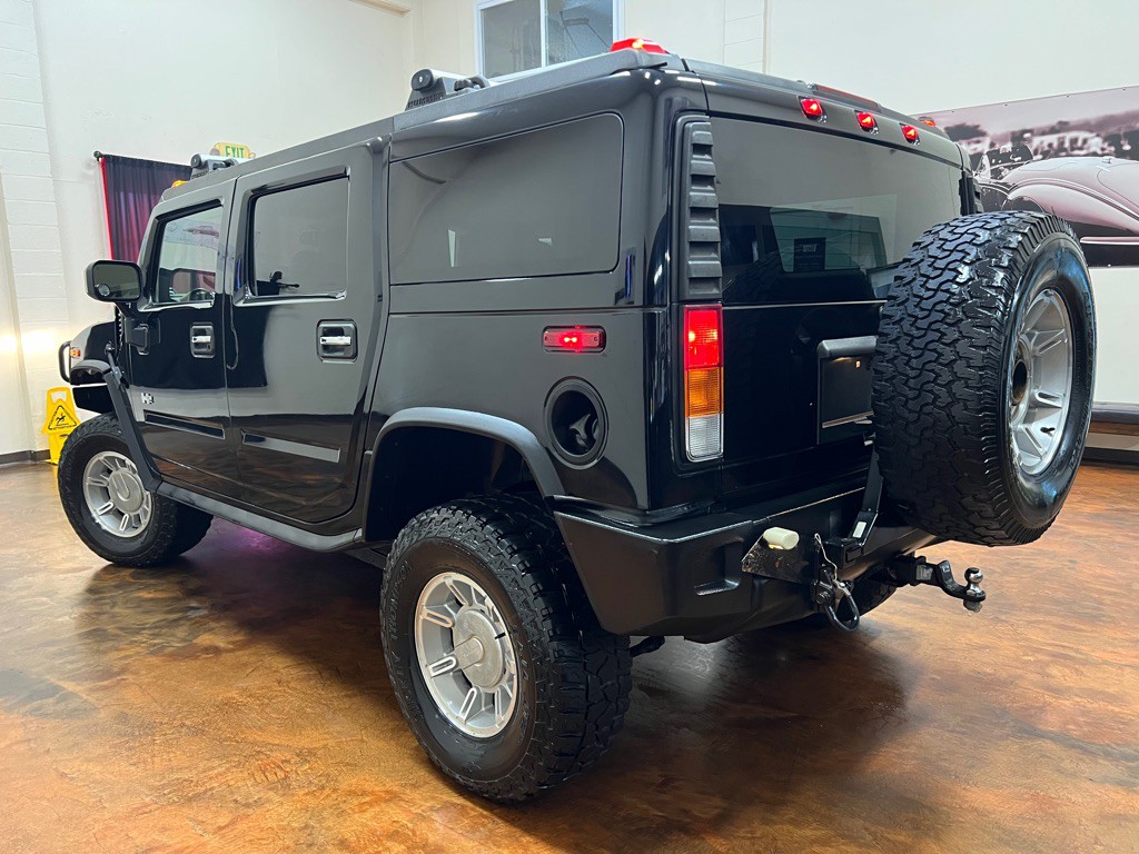 2003 HUMMER H2 Image 2