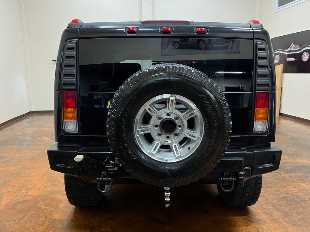 2003 HUMMER H2 Image 8
