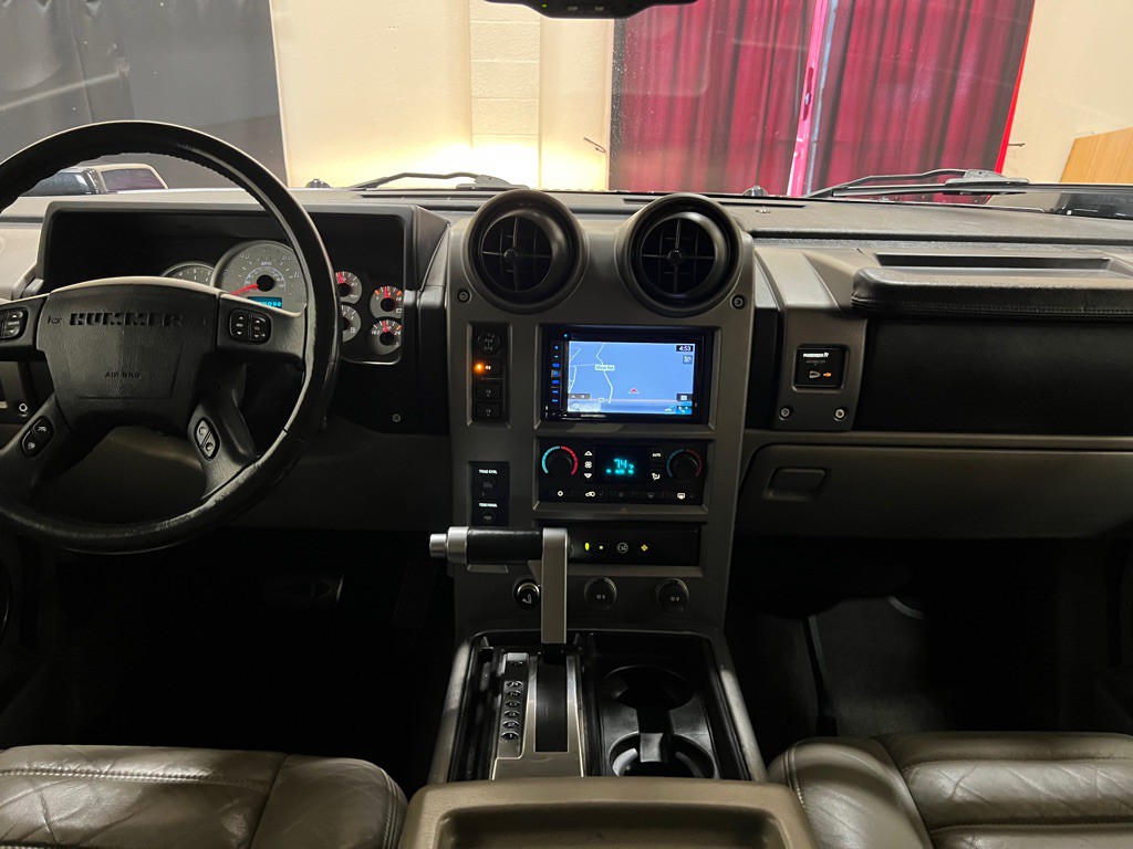 2003 HUMMER H2 Image 24