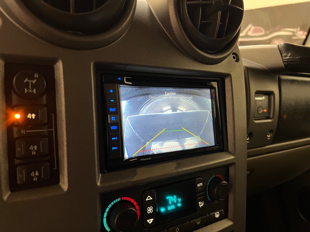 2003 HUMMER H2 Image 34