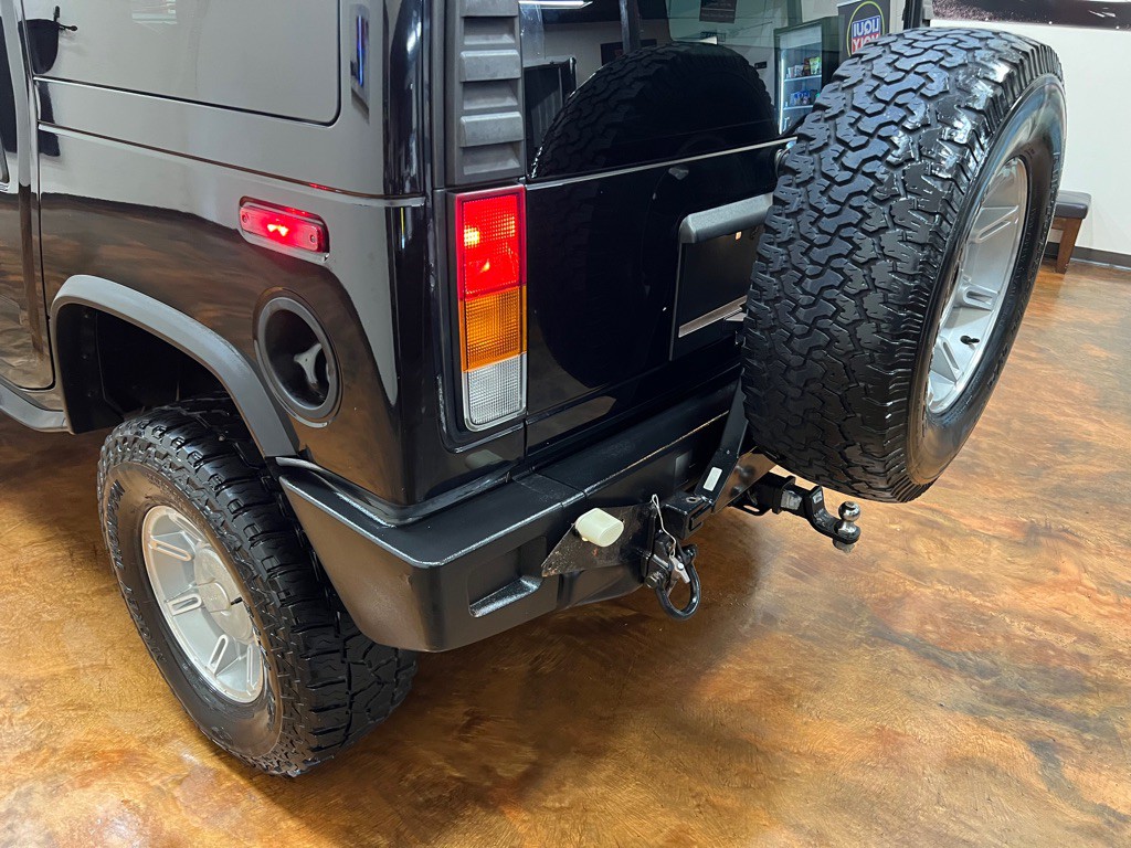 2003 HUMMER H2 Image 46