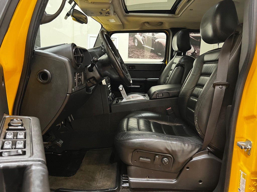 2006 HUMMER H2 Image 12
