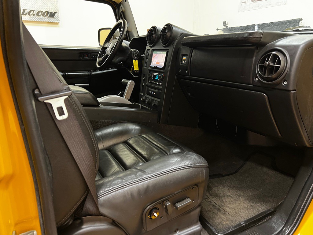 2006 HUMMER H2 Image 24