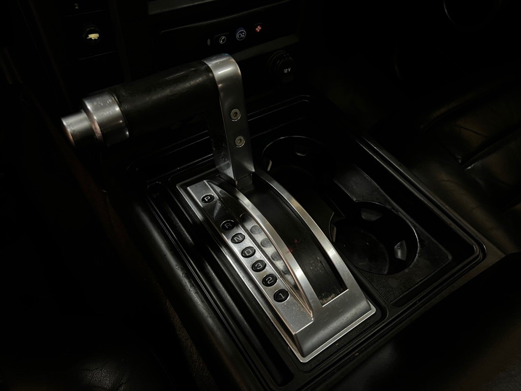 2006 HUMMER H2 Image 37