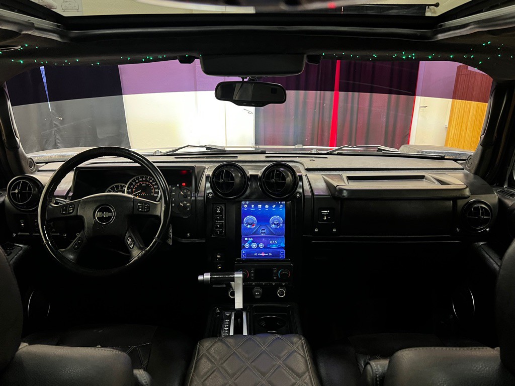 2006 HUMMER H2 Image 12
