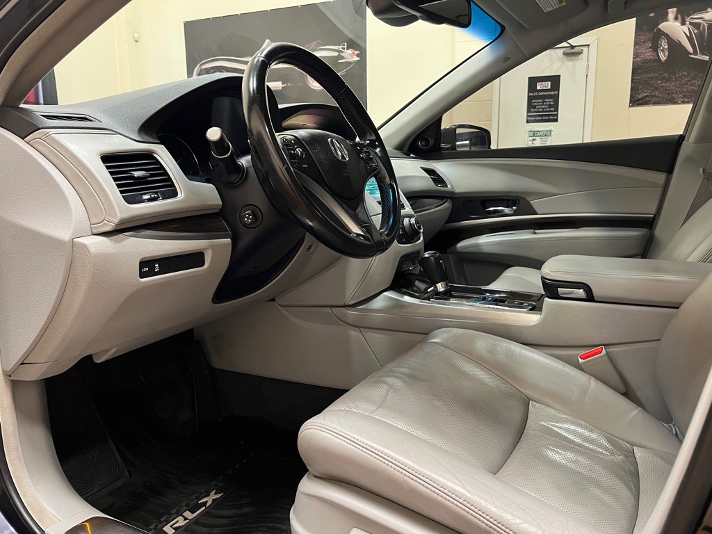 2014 Acura RLX Image 11