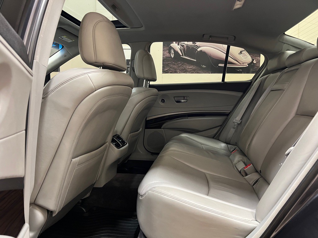 2014 Acura RLX Image 15