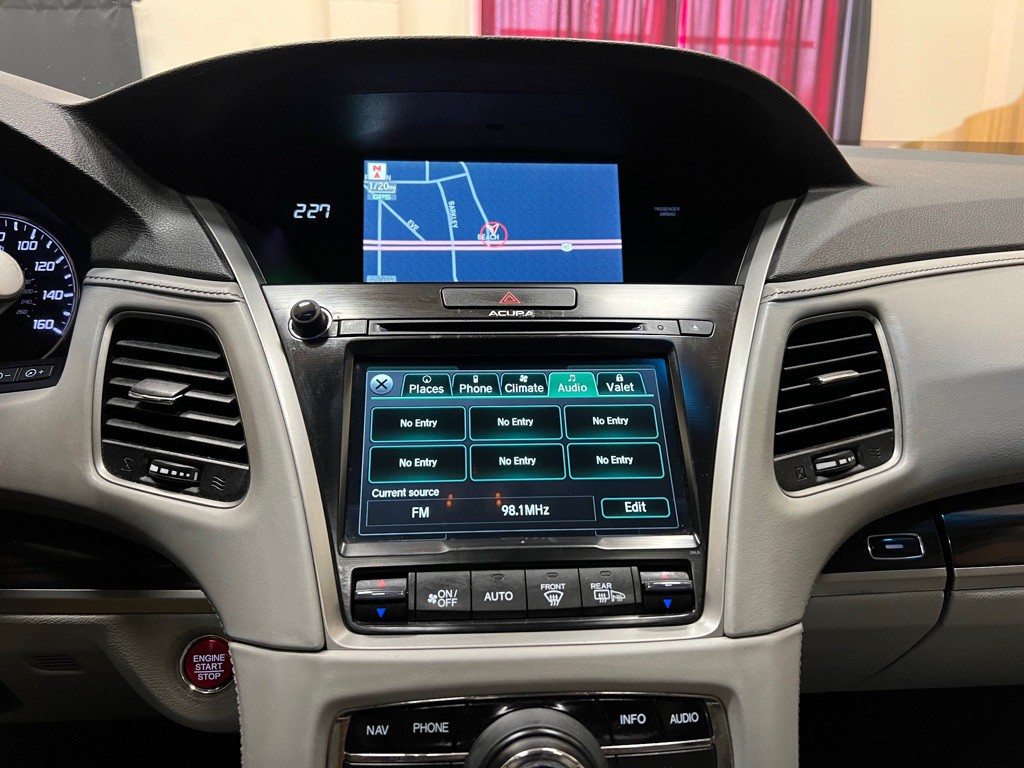 2014 Acura RLX Image 29