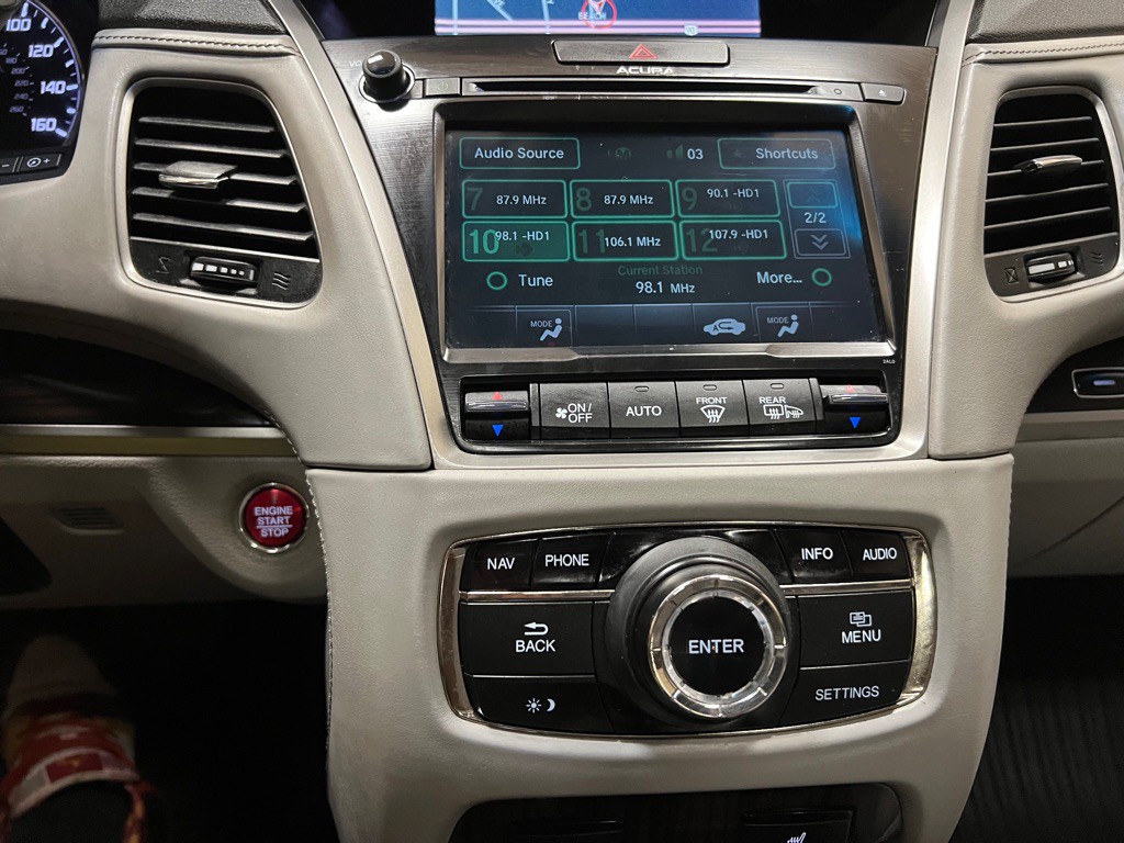 2014 Acura RLX Image 31