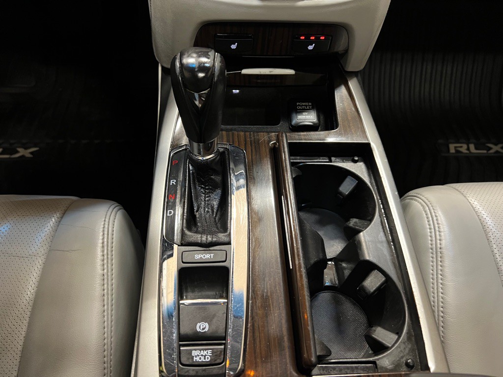 2014 Acura RLX Image 33