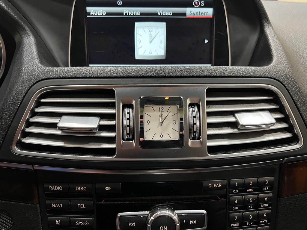 2014 Mercedes-Benz E-Class Image 27