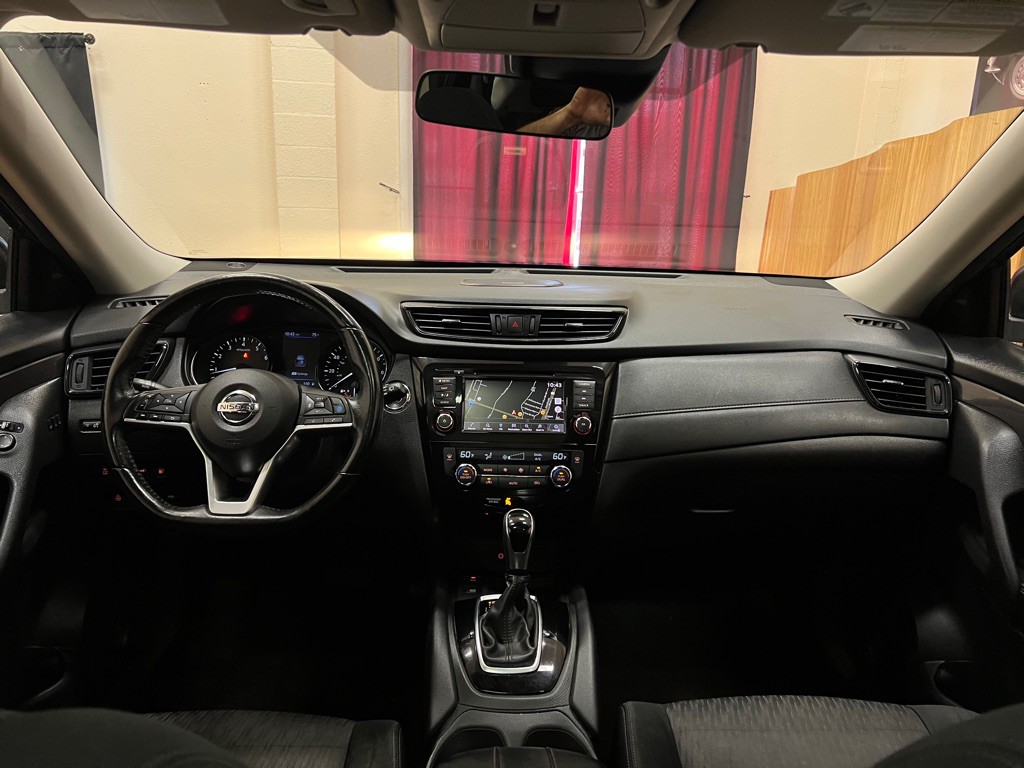 2019 Nissan Rogue Image 12