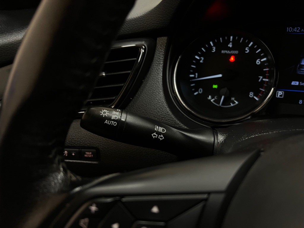2019 Nissan Rogue Image 38