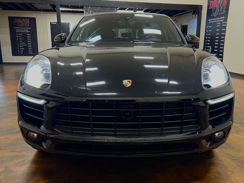 2015 Porsche Macan Image 4