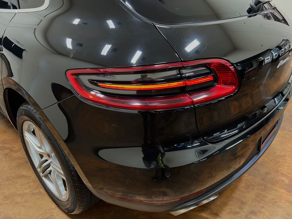 2015 Porsche Macan Image 44