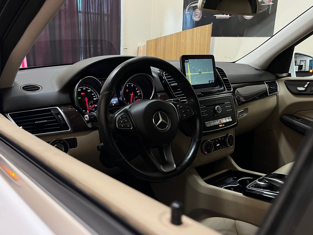 2018 Mercedes-Benz GLE-Class Image 11
