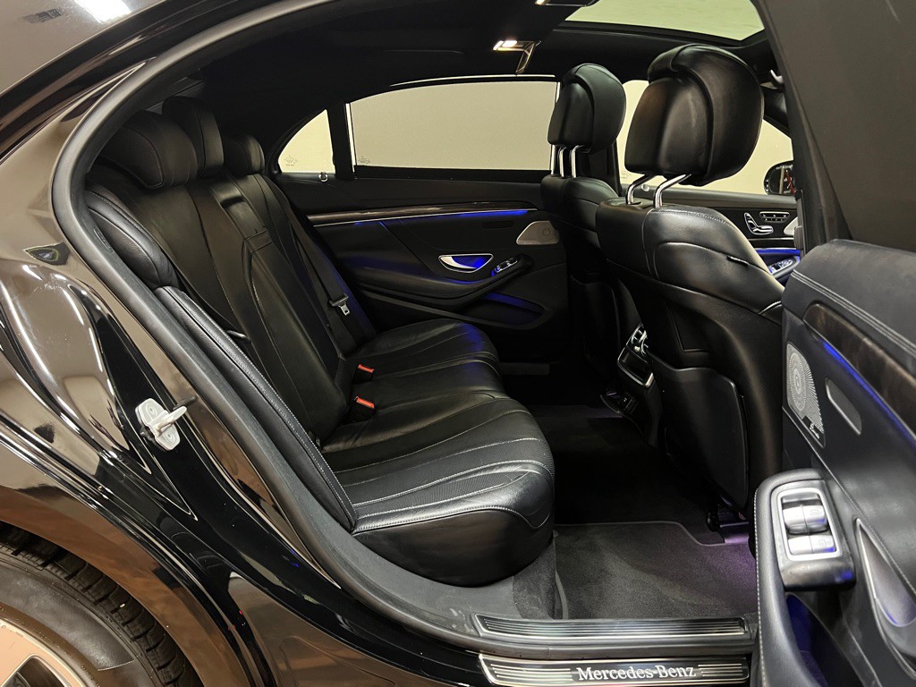2018 Mercedes-Benz S-Class Image 30