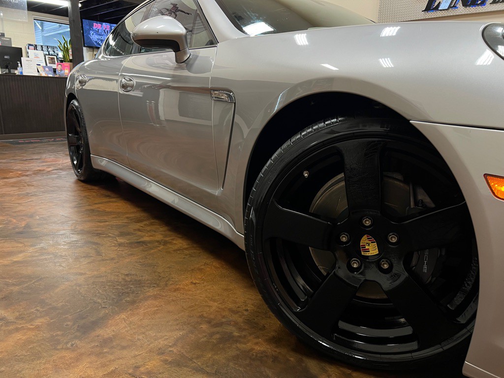2011 Porsche Panamera Image 47
