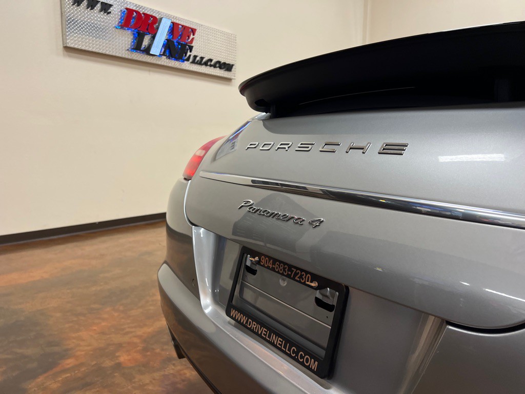2011 Porsche Panamera Image 50