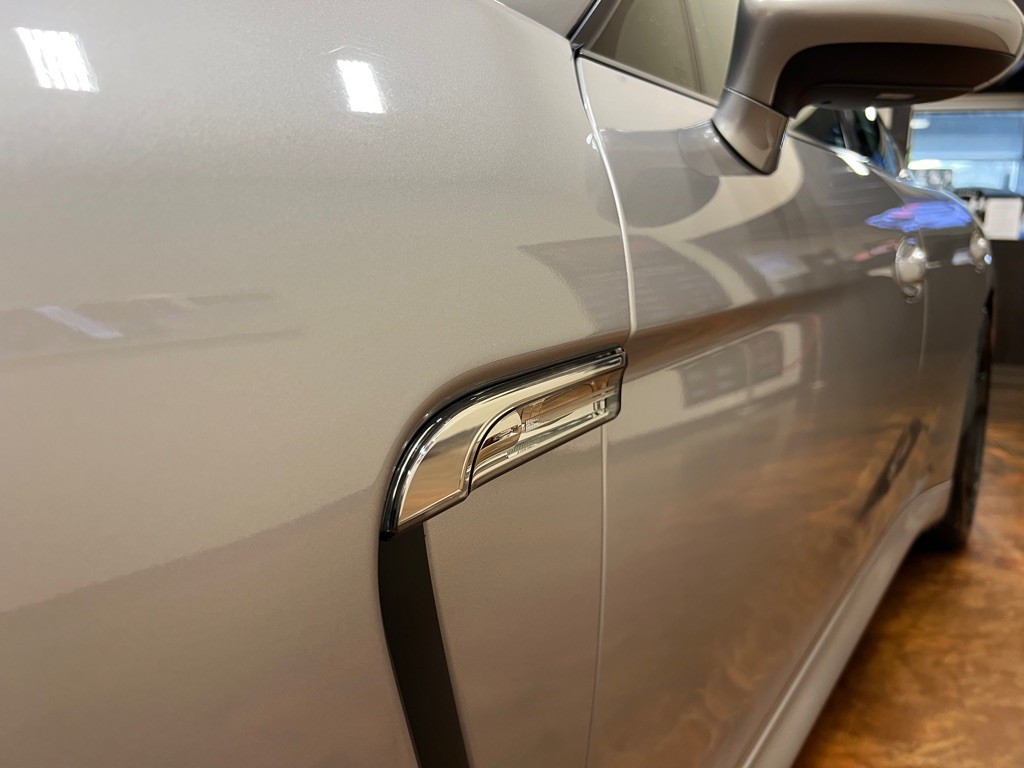 2011 Porsche Panamera Image 53