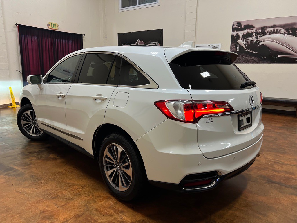 2017 Acura RDX Image 2