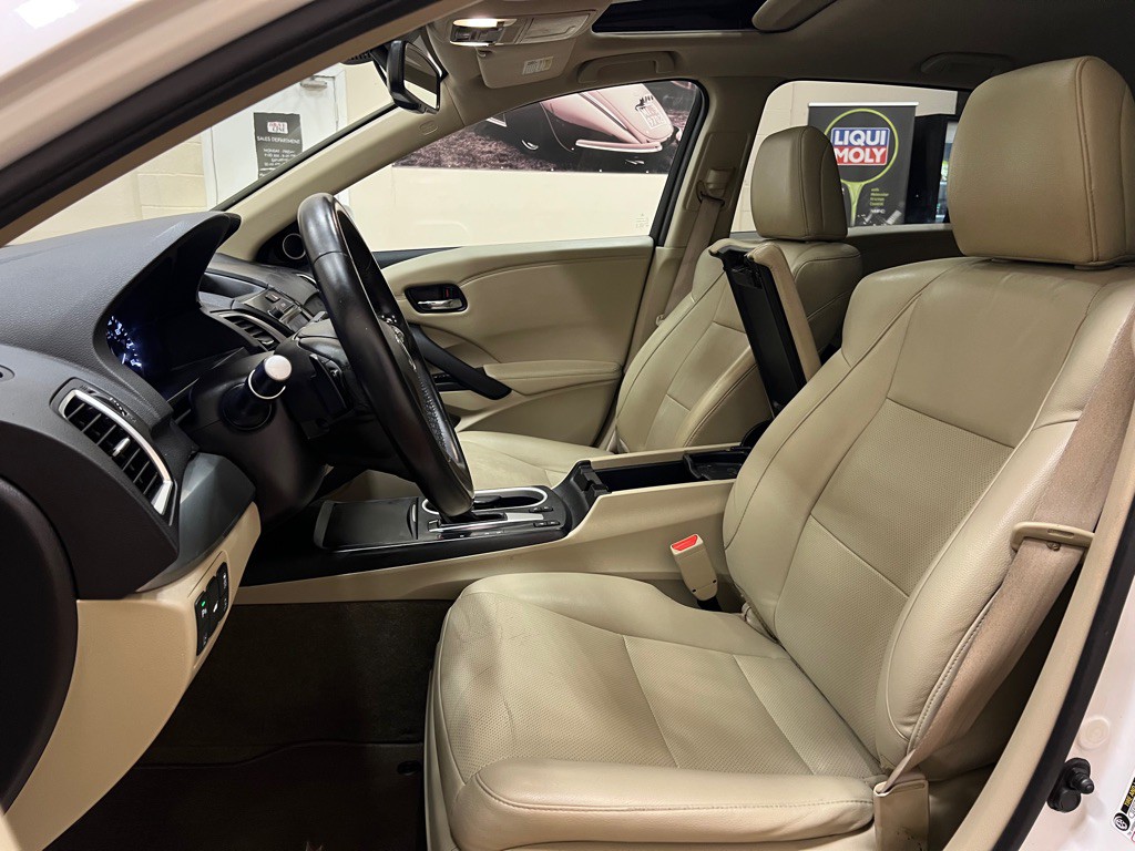 2017 Acura RDX Image 16