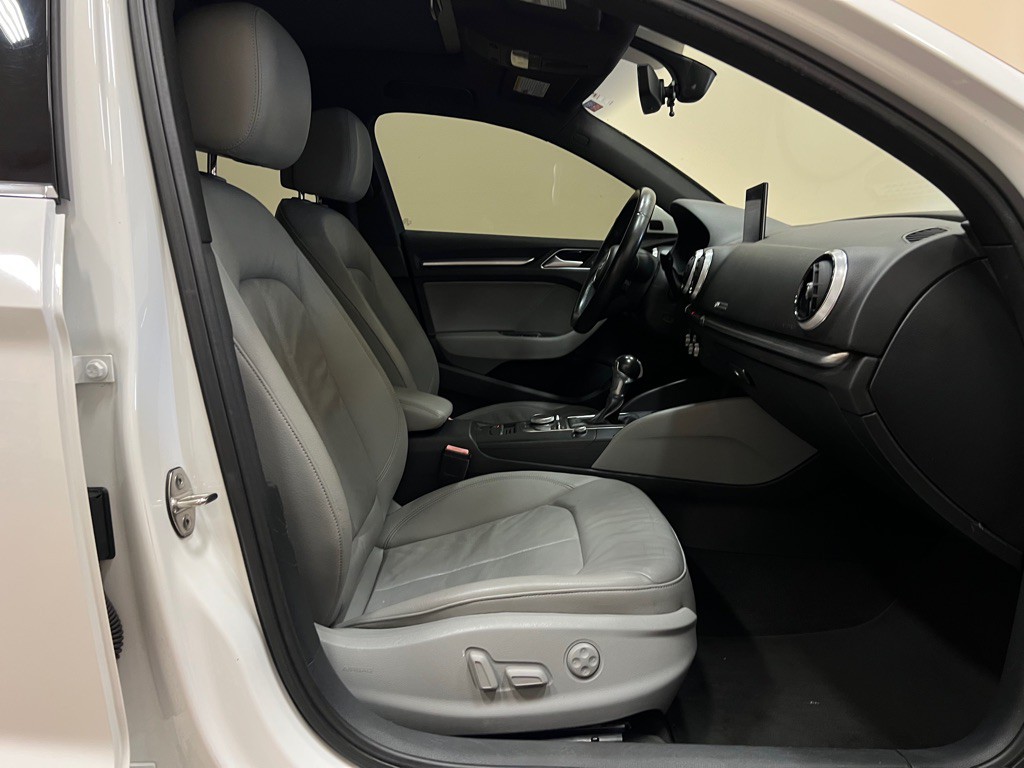 2018 Audi A3 Image 24